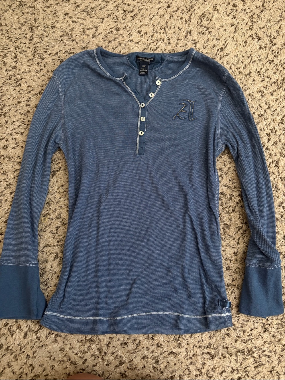 Rare Vintage American Eagle Henley